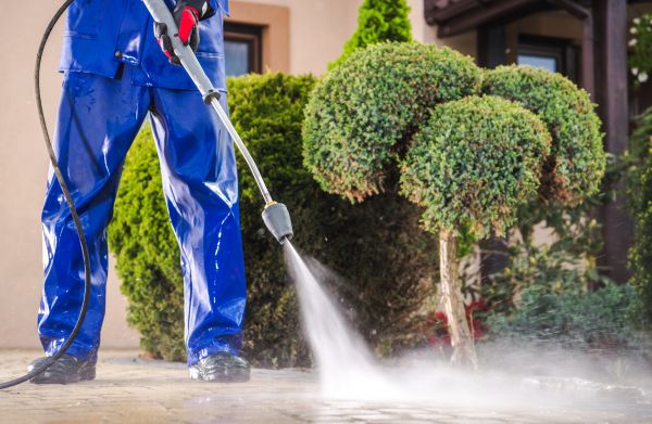 Driveway Cleaning in Knoxville