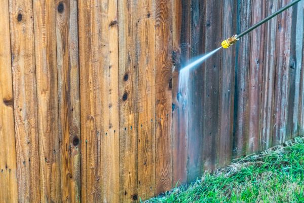 Cost of Fence Pressure Washing in Knoxville