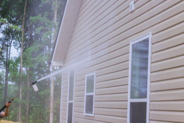 House Washing in Knoxville
