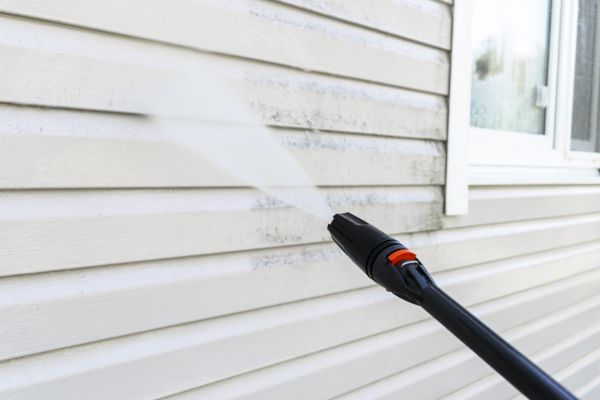 Siding Power Washing in Knoxville