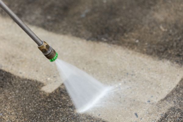 Cost of Garage Floor Power Washing in Knoxville