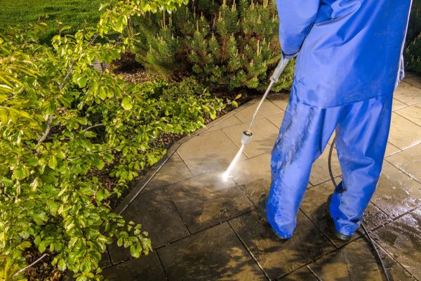 Cost of Hardscape Cleaning in Knoxville