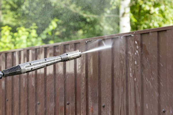 Vinyl Fence Cleaning in Knoxville