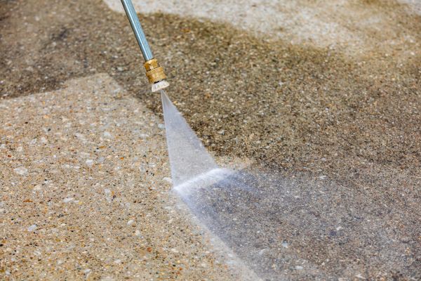 Driveway Pressure Cleaning in Knoxville