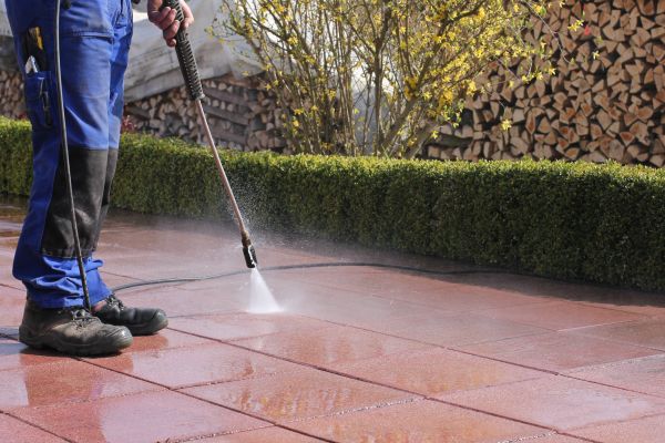 Cost of Driveway Pavers Cleaning in Knoxville