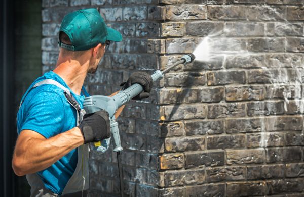 Cost of Brick Wall Cleaning in Knoxville