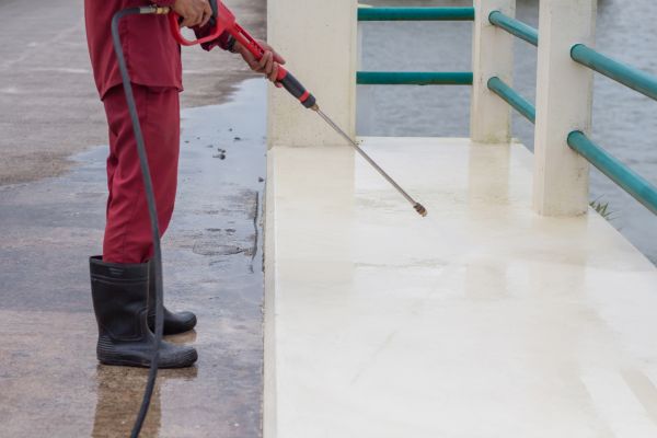Industrial Concrete Cleaning in Knoxville
