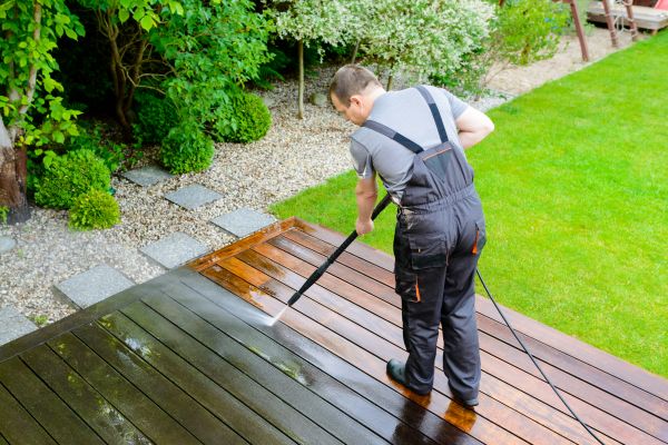 Cost of Deck And Patio Cleaning in Knoxville