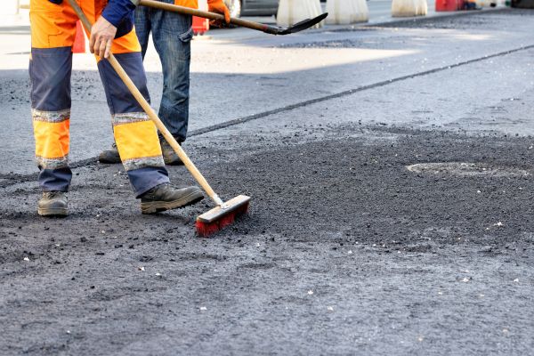 Cost of Asphalt Dirt Removal in Knoxville