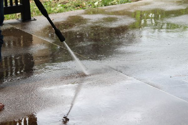 Cost of Concrete Deck Cleaning in Knoxville
