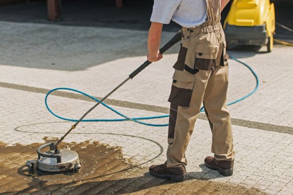 Cost of Townhouse Driveway Cleaning in Knoxville