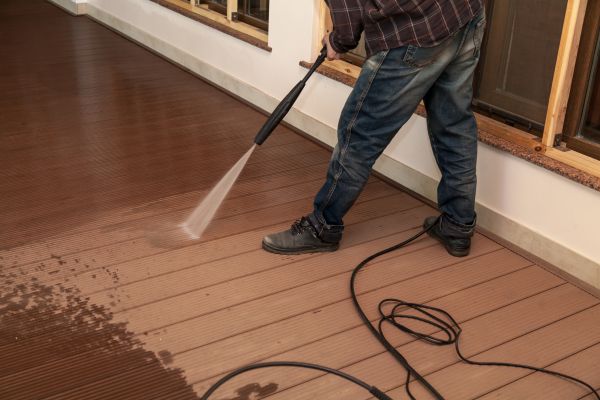 Veranda Cleaning in Knoxville