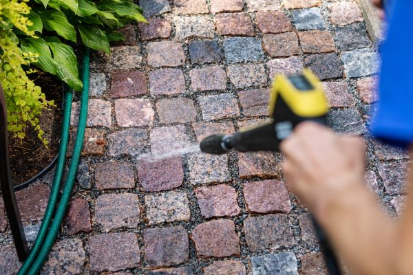Cost of Paver Sidewalk Cleaning in Knoxville