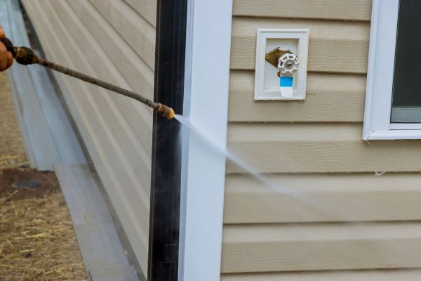 Vinyl Siding Cleaning in Knoxville